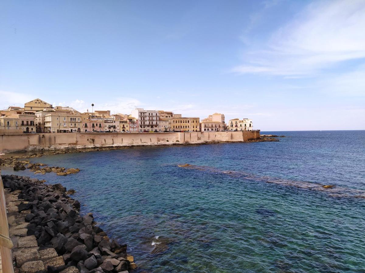 La Punta Di Ortigia Holiday Home Syracuse Luaran gambar