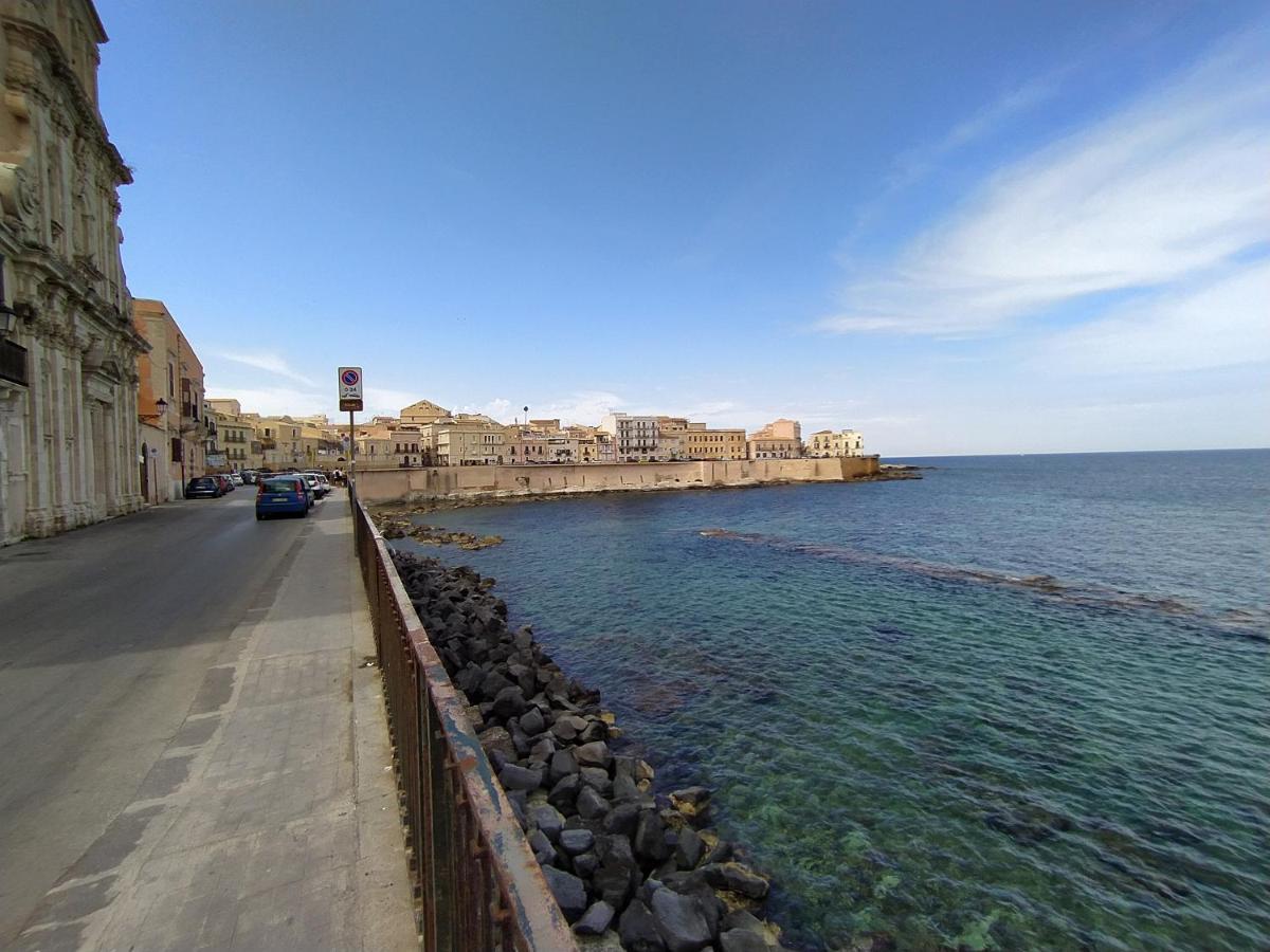 La Punta Di Ortigia Holiday Home Syracuse Luaran gambar